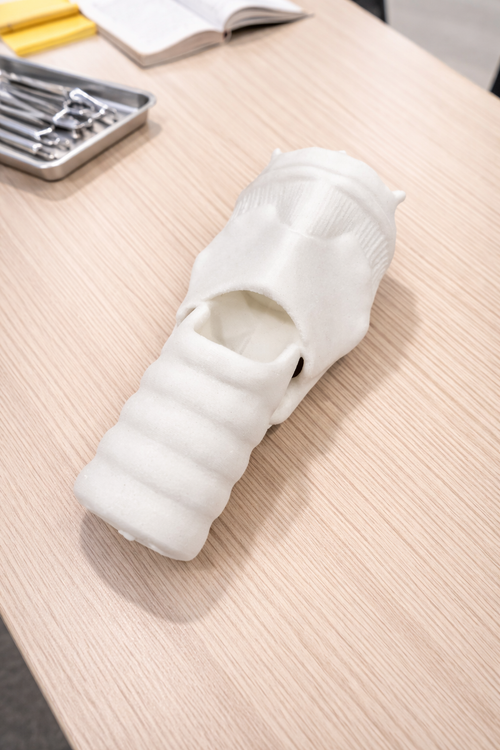 Cricothyrotomy Training Device